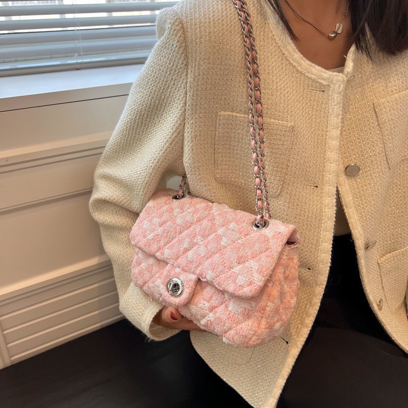 Túi Xách Đeo Vai Hình Vuông Cỡ Nhỏ Phối Dây Đeo Sợi Xích Thời Trang Năm Mới 2022 Cho Nữ