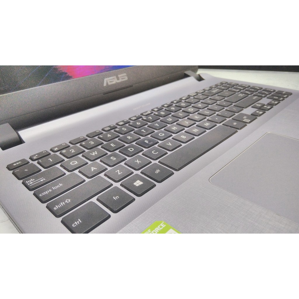 Laptop Gaming Asus VIvobook_15 X507 Card rời với thiết kế hiện đại dễ di chuyển