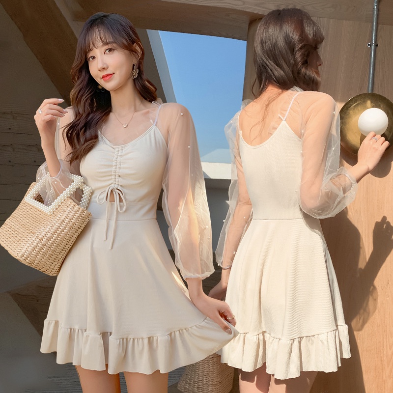 Một Mảnh Áo Tắm Ngon Hơn038876