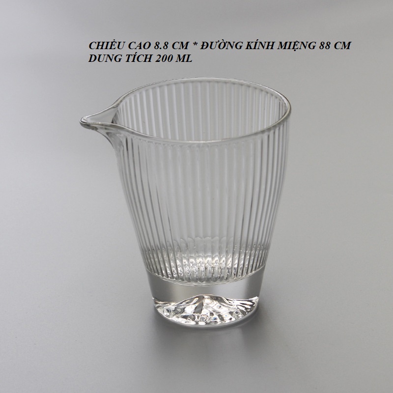 Tống chuyên trà bằng thủy tinh chịu nhiệt Borosilicate cao cấp dung tích 200 ml AX1313