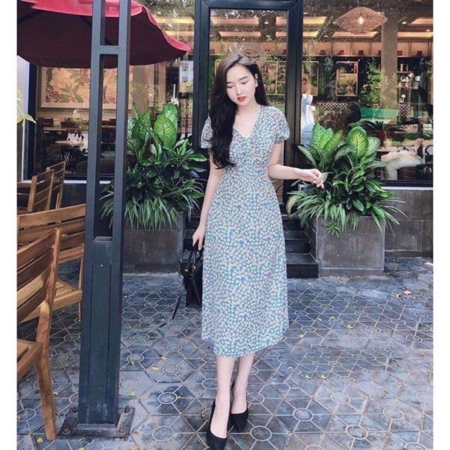 VÁY MAXI HOA NHÍ XANH CỔ V VIỀN REN SIÊU HOT, TJTCOI4