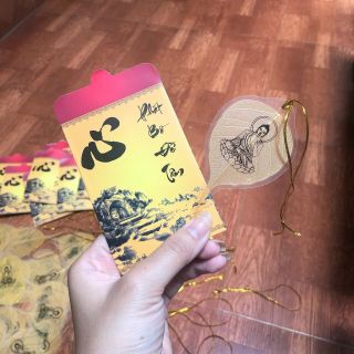 Lá bồ đề dát vàng