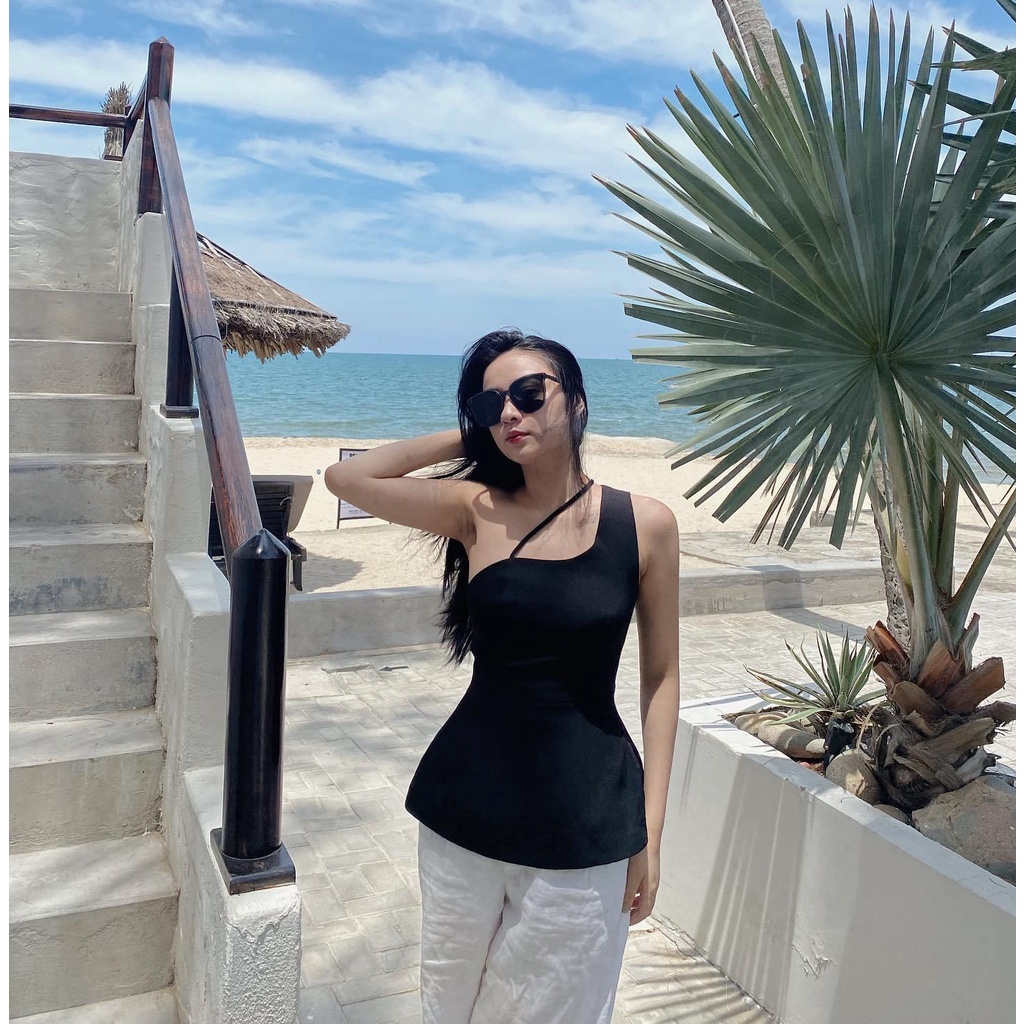 Áo Chéo Vai Dáng Xòe