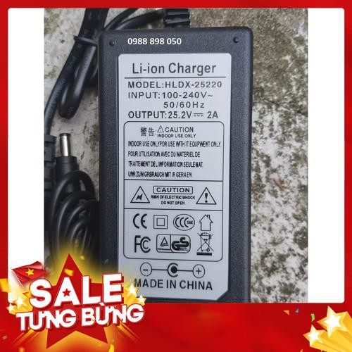Bán SẠC CHO PIN LITHIUM LI-ION 6S 21.6V-22.2V-24V-25.2V CÓ ĐÈN BÁO ĐẦY