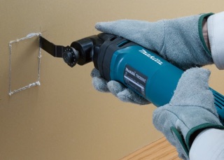 MÁY CẮT MAKITA TM3000C