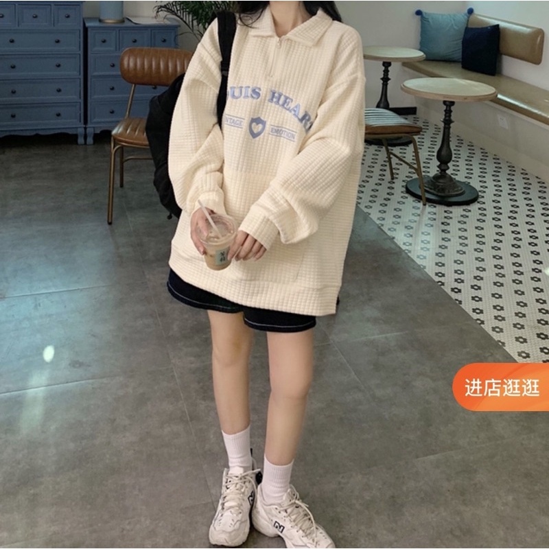 Áo cổ bẻ louis heart- áo dài tay louis heart