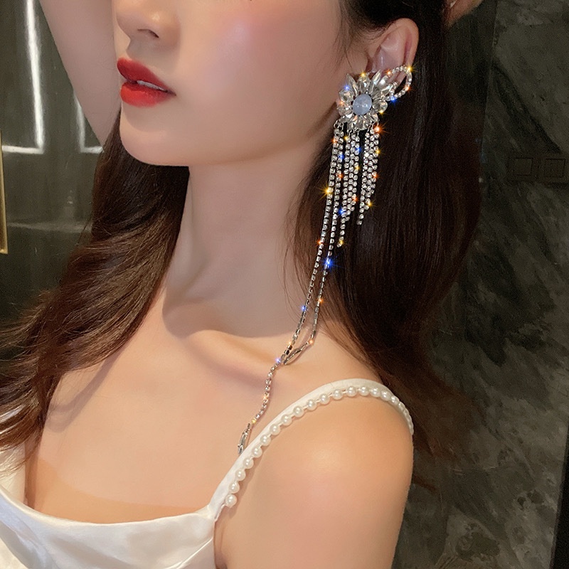 1 Khuyên Tai Dáng Dài Phong Cách Retro Sang Trọng