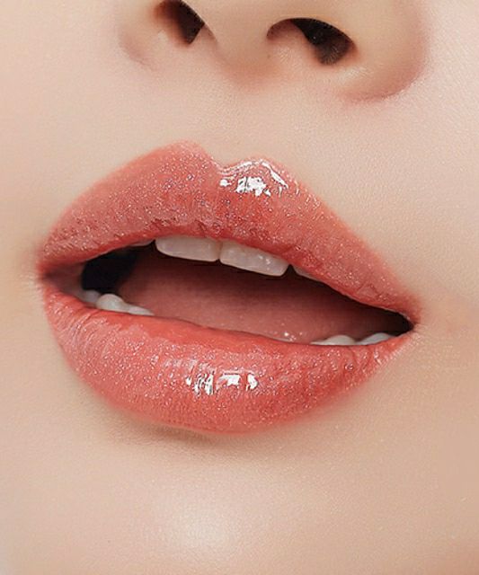 [Bill Đức]Son bóng nhũ ánh kim cương Essence Lipglow.