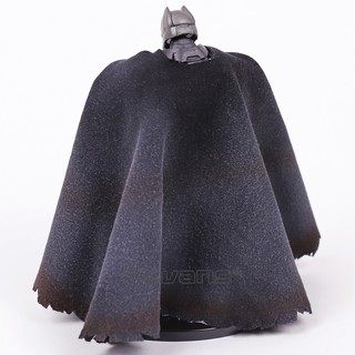Mô hình Batman Armor Mezco Toyz