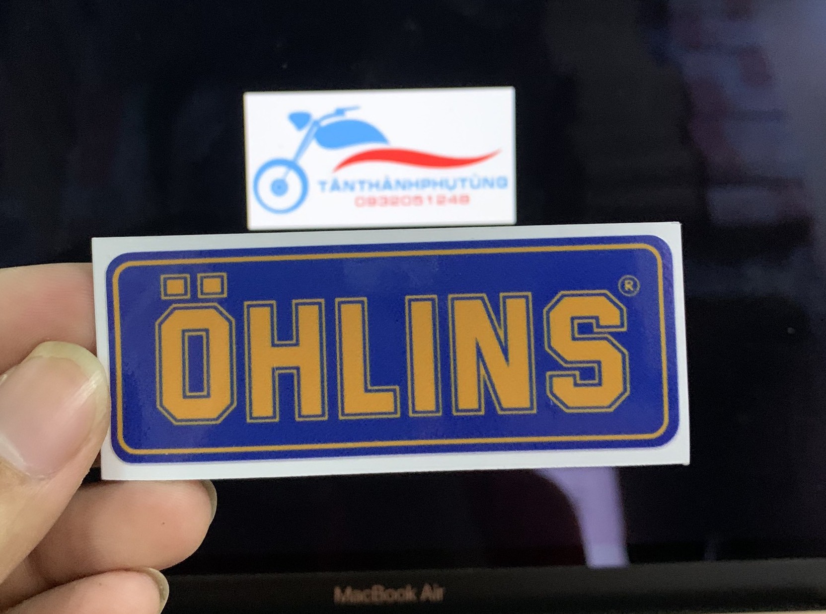 Tem Decal chữ Ohlins 8x3cm- giá 1 tem