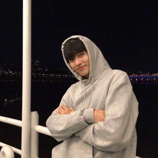 Áo Hoodie Trơn phong cách Basic chất liệu nỉ