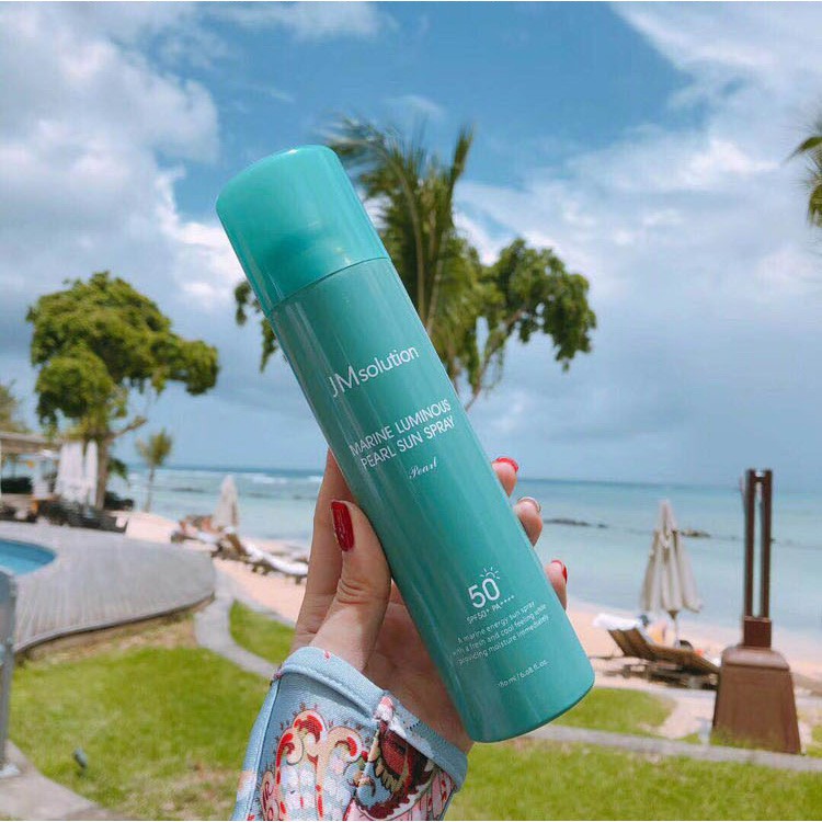 Chống Nắng Dạng Xịt Chiết Xuất Ngọc Trai Trắng Da Cấp Ẩm JM Solution Marine Luminous Pearl Sun Spray SPF 50+ PA++++