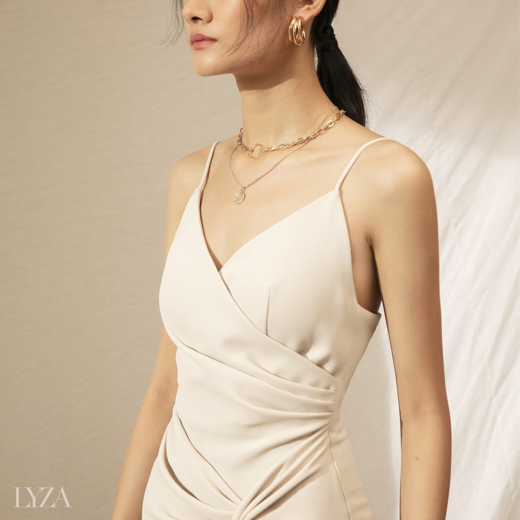 LYZA - Đầm trắng xám nhấn xoắn eo