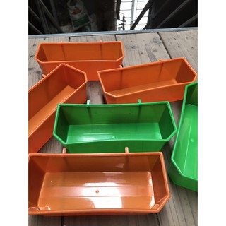 MÁNG ĐỰNG THỨC ĂN LOẠI ĐẠI CHO CHIM VÀ GÀ