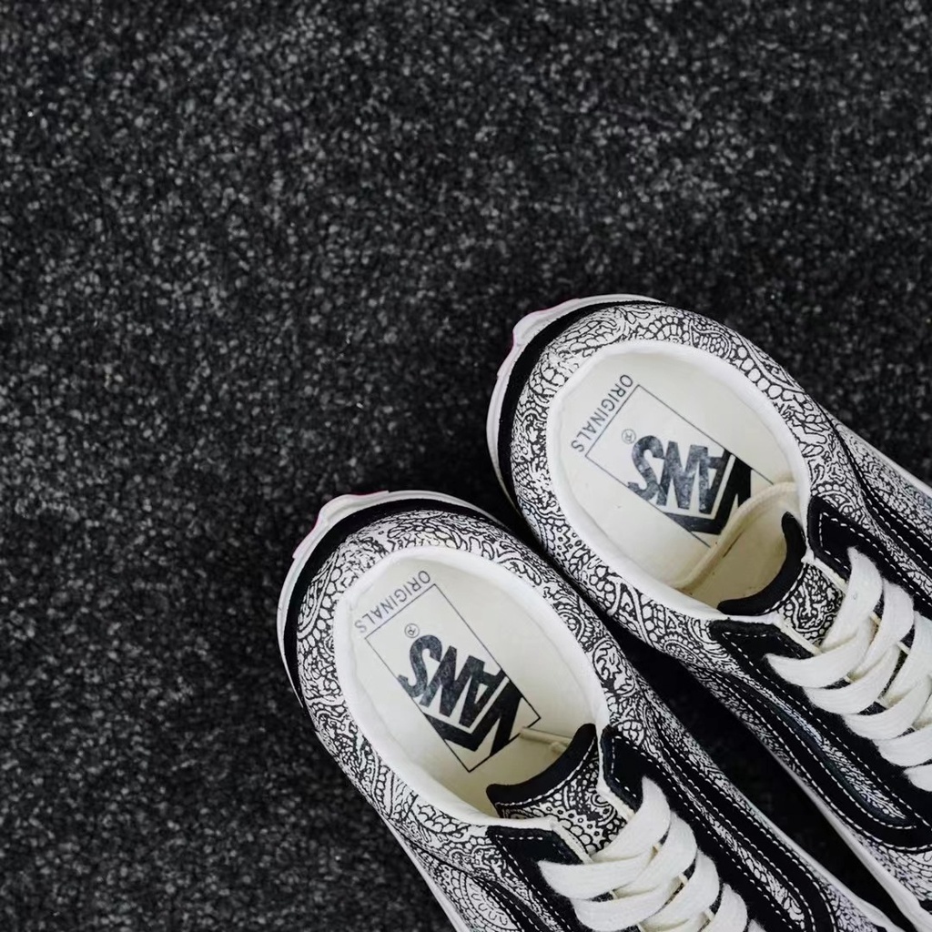 VANS Giày Trượt Patin Vải Canvas Cổ Cao Màu Đen Cá Tính Cho Nam Và Nữ