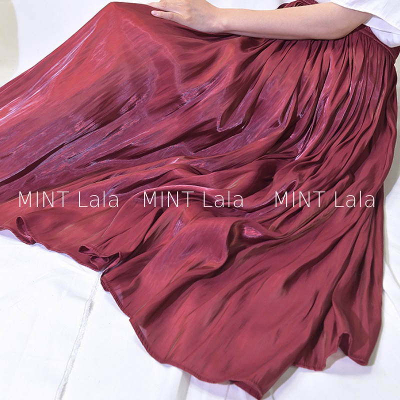 Chân Váy Xòe Dài Kiểu Vải Lụa Bóng Màu Đỏ Mận - Hàng Quảng Châu