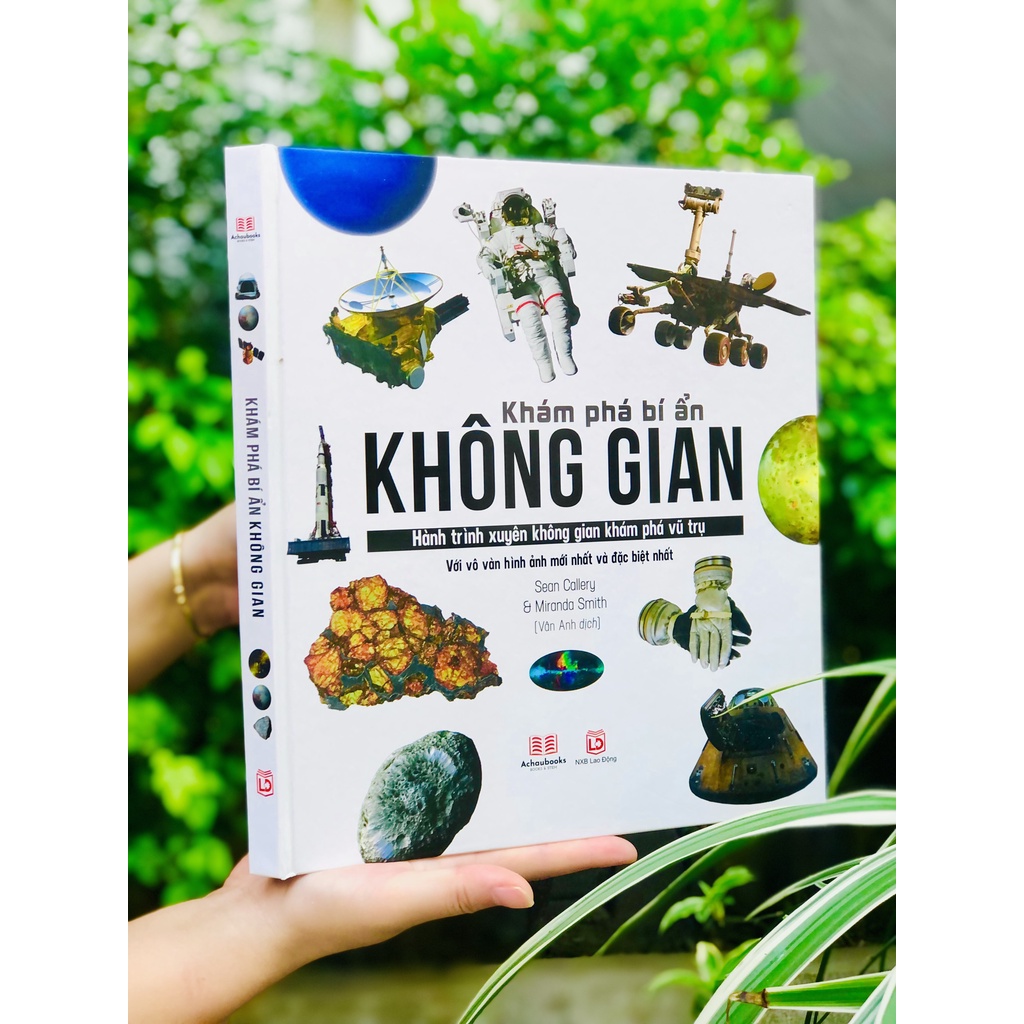 Sách bách khoa toàn thư khoa học và khám phá bí ẩn không gian Á Châu Books ( bộ 2 cuốn )