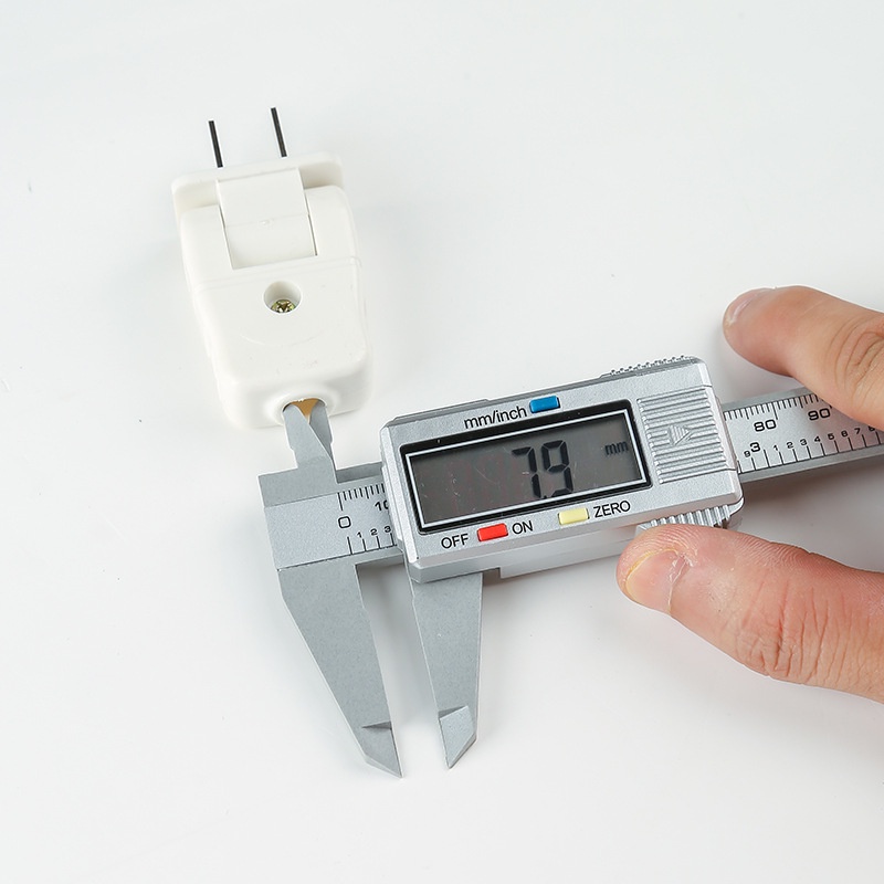 Phích cắm xoay 180 độ 10A-250V