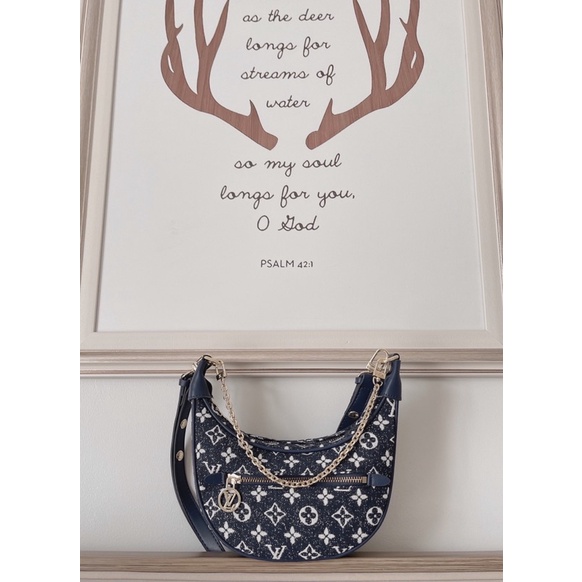 Túi đeo W266-20 dáng bầu hai màu nâu và jeans fullbox nguyên seal code quá là yêu