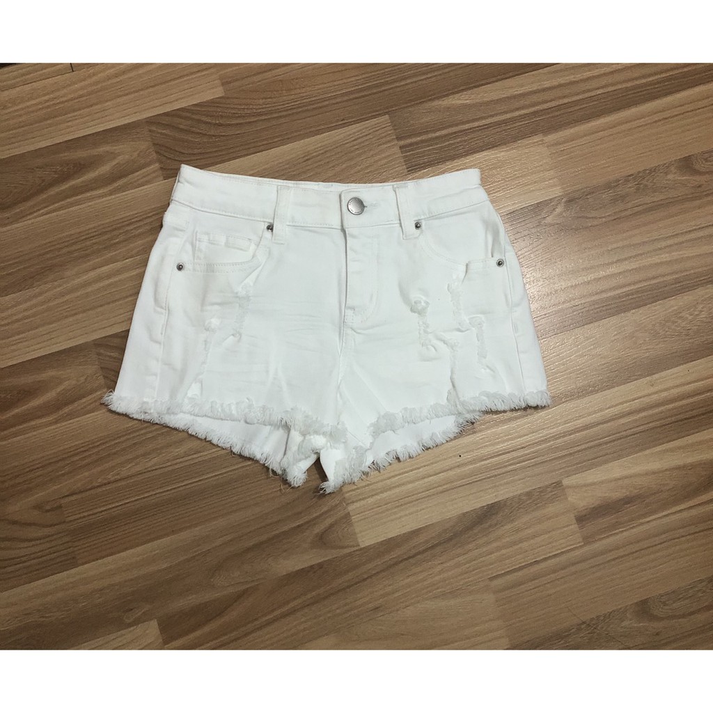 Quần short trắng Angle Kss xuất xịn
