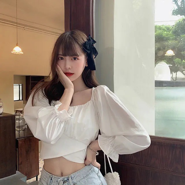 Áo sơ mi croptop tay dài kiểu dáng chéo ở bụng có viền chun ở cổ dây thắt sau lưng quyến rũ cá tính