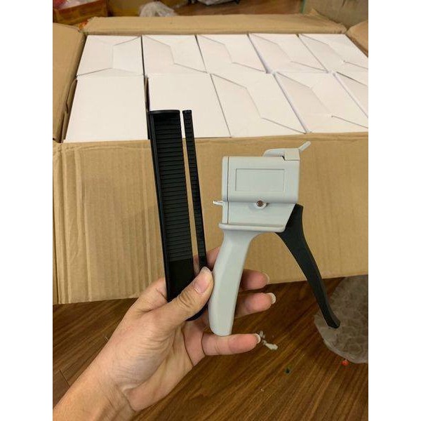 Súng Bắn Keo 2 TP