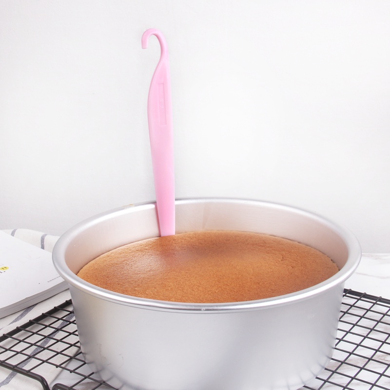 Que Lấy Bánh, Dụng Cụ Tách Bánh Khỏi Khuôn 22cm