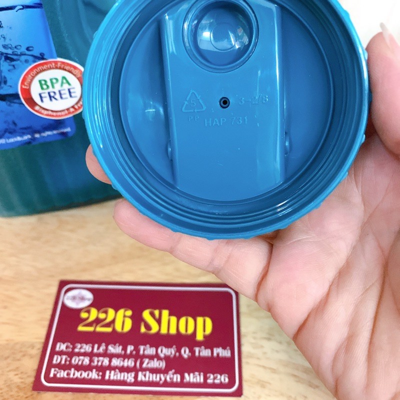 Bình Nước nhựa Lock&lock 2,1 lít.Giao màu ngẫu nhiên