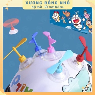 Chong chóng tre Doraemon gắn nón bảo hiểm - Chong chóng doremon gắn mũ bảo hiểm dễ thương