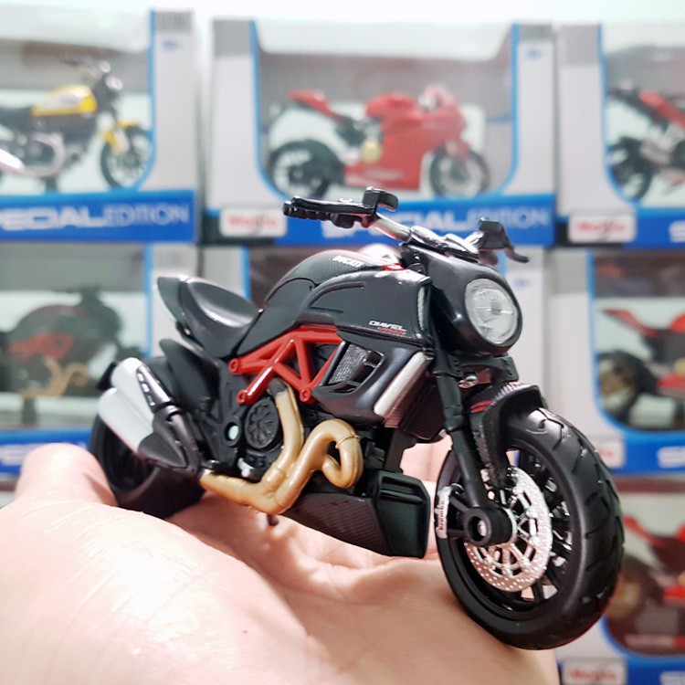 Mô Hình Xe Moto Ducati Diavel