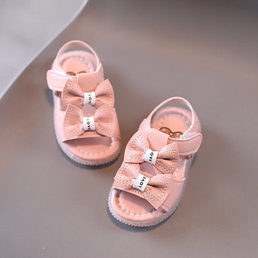 Sandal rọ tập đi cho bé gái gắn 2 Nơ xinh xắn quai dán chất da mềm nhẹ có đế chống trơn trượt cực xinh B01