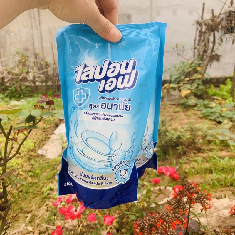 NƯỚC RỬA BÁT LIPON THÁI LAN LOẠI 550ML