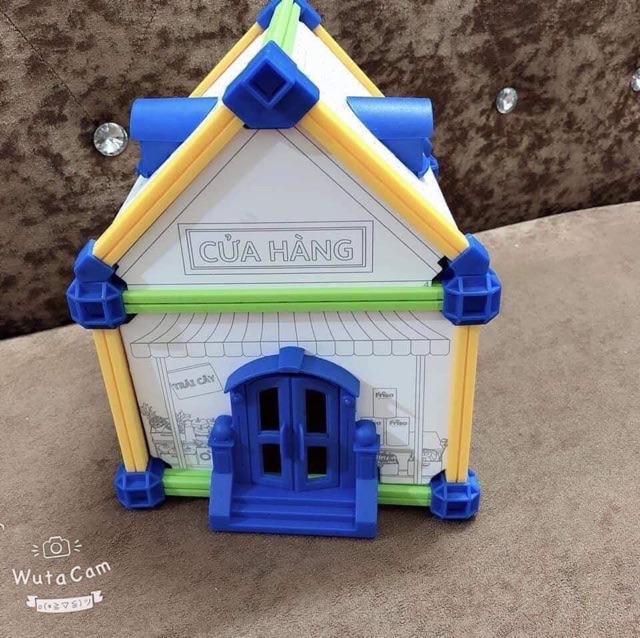 Bộ đồ chơi: Nhà lắp ghép và tô màu cho bé