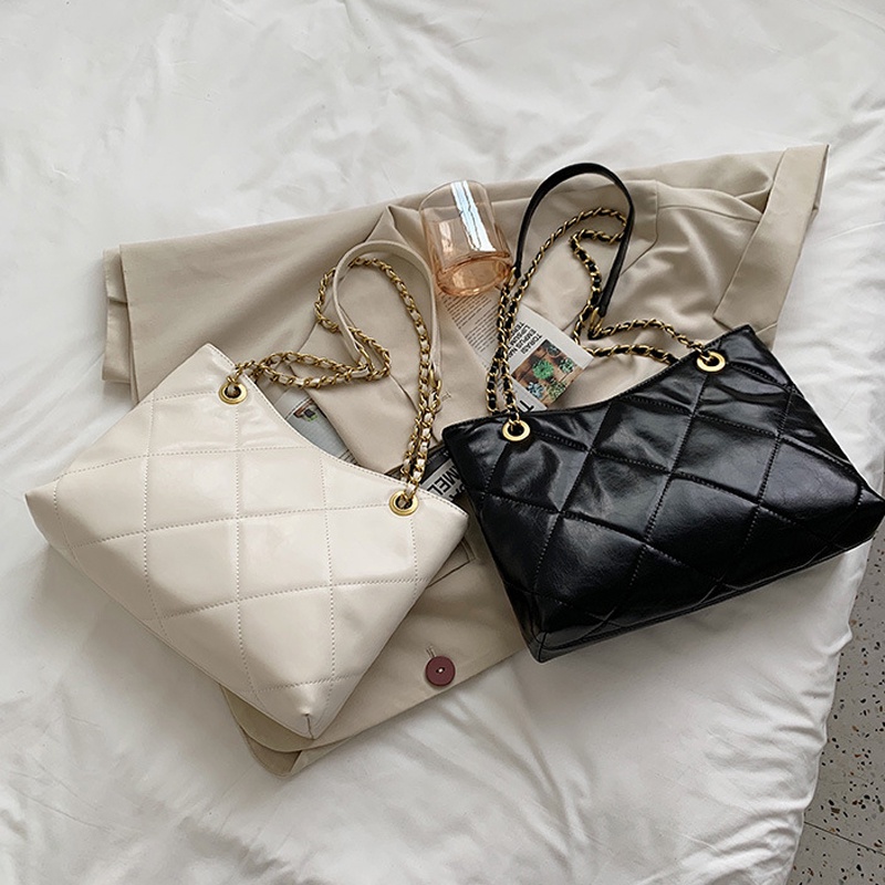 IELGY women's leather rhombus large capacity chain shoulder bag