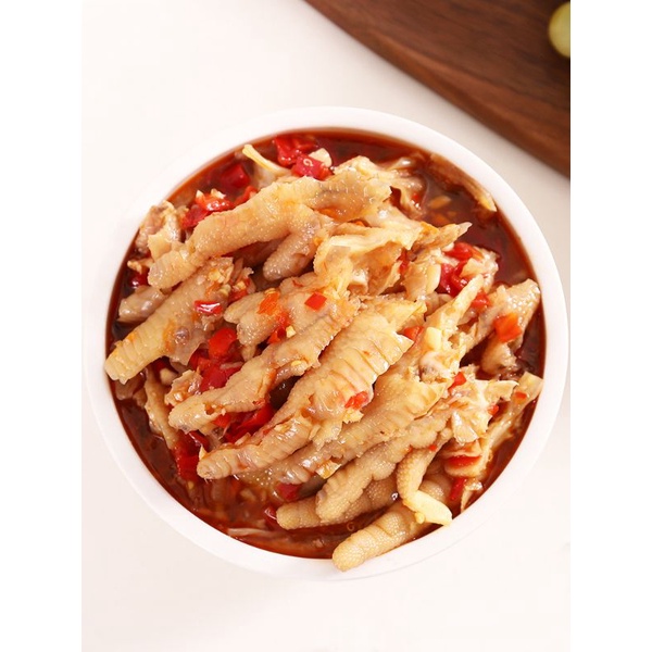 Chân gà rút xương ngâm ớt  đặc biệt thơm ngon gói 20gr