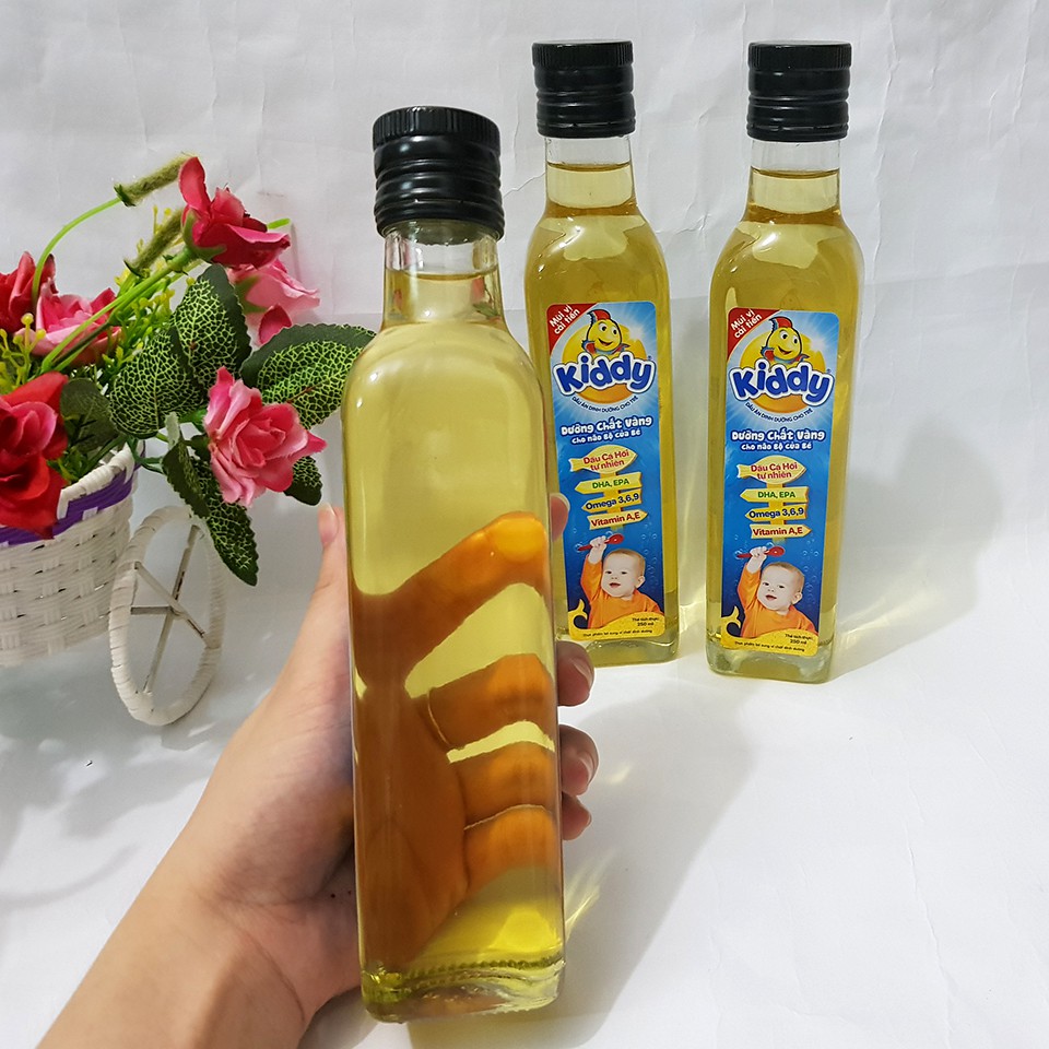 Dầu Ăn Kiddy Dinh Dưỡng Cá Hồi Cho Trẻ (250ml) - Dầu Ăn Dặm DHA Cho Bé Yêu Thông Minh Vượt Trội - Date 5/2022