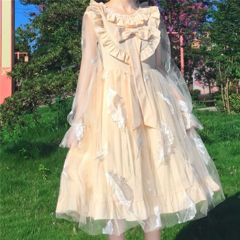 [Order] (L3) Váy đầm Công chúa Lolita dáng xòe thắt nơ thêu lông vũ kim tuyến lấp lánh  loại đẹp màu kem