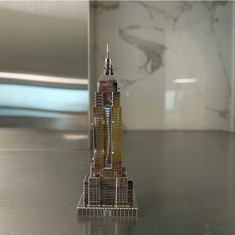 Mô Hình 3D Kim Loại Tòa Nhà Cao Tầng Empire