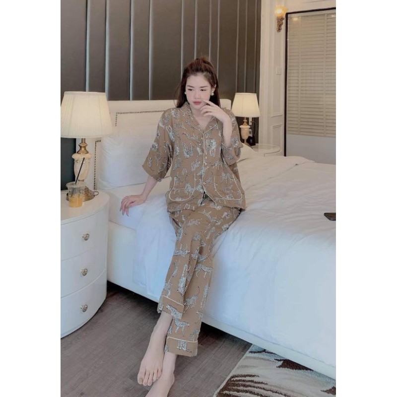 Bộ đồ ngủ mặc nhà Vic's lụa Latin kiểu pijama hoạt tiết sang trọng L236