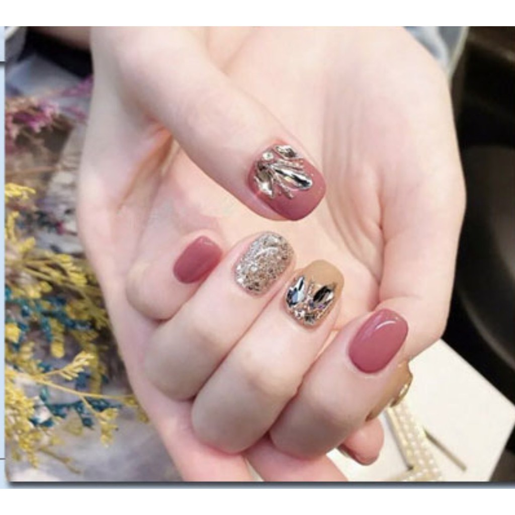 Dán móng tay nail sticker gồm 14 móng dán mã DA từ 221 đến 240