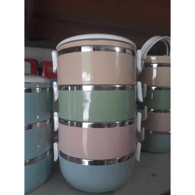 Cặp lồng 4 ngăn siêu tiện dụng cho công sở.