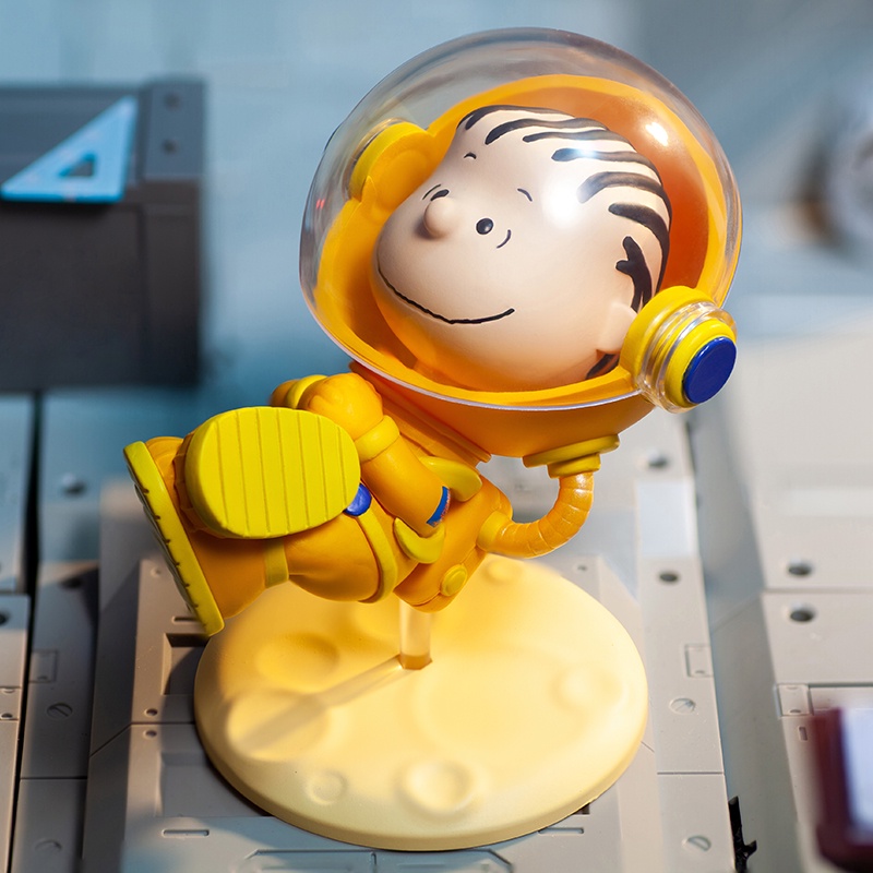 POP MART Nhân Vật Snoopy Xinh Xắn Chất Lượng