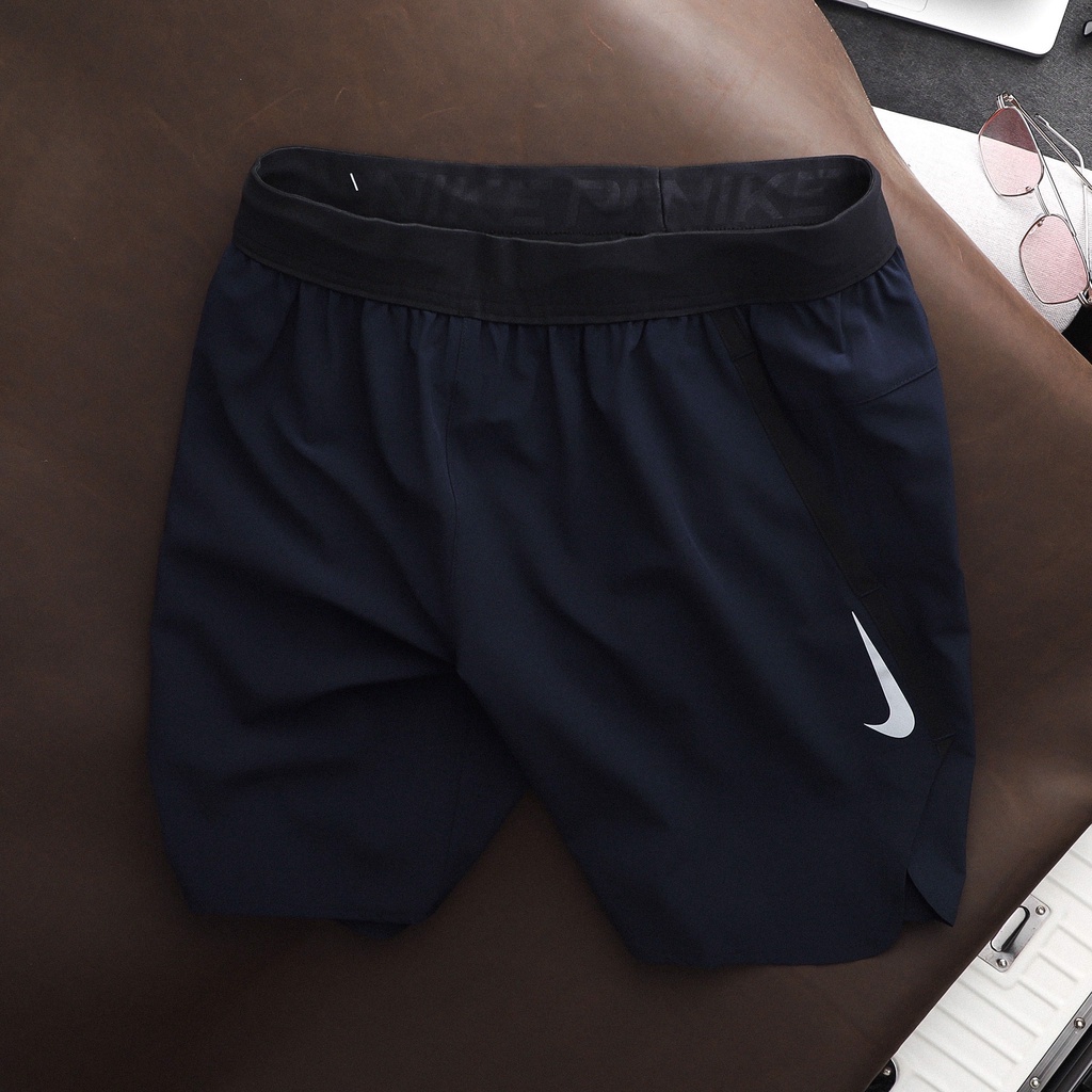 Quần Short Nam Đùi 𝐍𝐢𝐤𝐞 Dù Đùi Xẻ Cạp Chun Đai Đen Hàng Xuất Xịn Cao Cấp Vải Nhẹ Mát