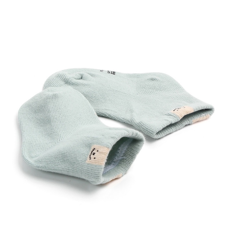 Tất Cotton Mềm Mại Thoáng Khí In Hình Mặt Cười Đáng Yêu Cho Bé