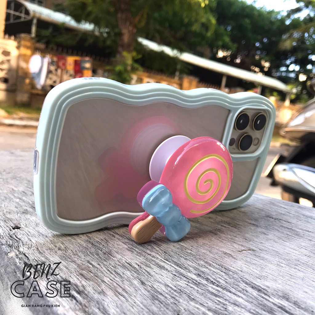Ốp lưng iPhone 2 mảnh gợn sóng kèm chân đế hình kẹo que siêu cute, chất liệu nhựa dẻo ốp sát viền máy