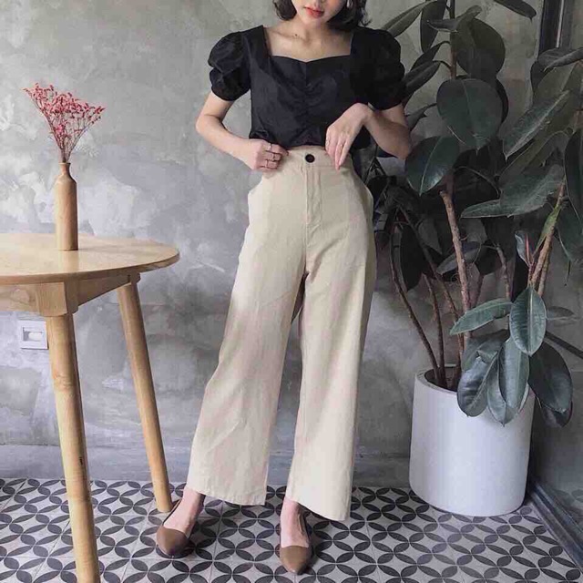 Áo croptop bo eo có chun nhún ở ngực, chất voan đẹp | BigBuy360 - bigbuy360.vn