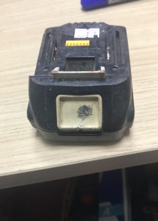 Vỏ mạch còn cell makita 18v (1 hàng cell)