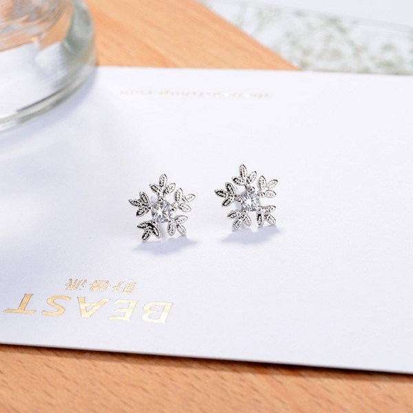 Khuyên tai bạc hoa tuyết phong cách bông tai Hàn Quốc xinh xắn dễ thương