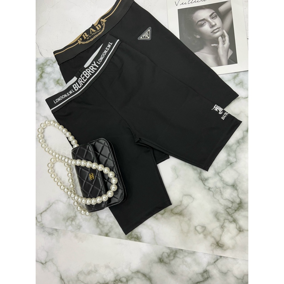 Quần Legging lửng Umi phối cạp chữ thêu gấuLegging ngố SIÊU HOT