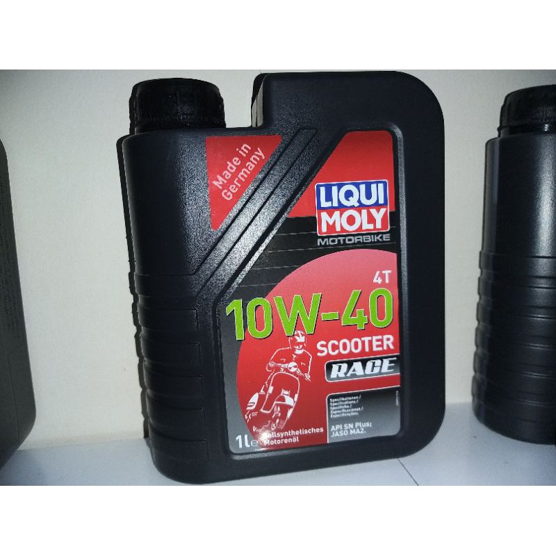 Nhớt Liqui Moly Scooter race 10w-40 cao cấp cho xe tay ga